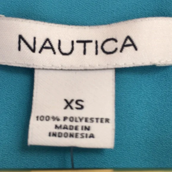 Nautica NWT vibrant blue blouse XS silver buttons - Picture 4 of 8